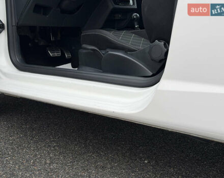 Белый Сеат Ибица, объемом двигателя 1.4 л и пробегом 198 тыс. км за 8111 $, фото 31 на Automoto.ua