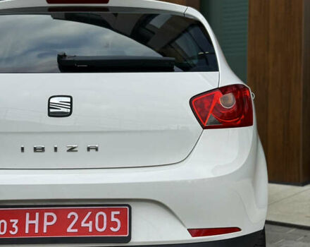 Белый Сеат Ибица, объемом двигателя 1.6 л и пробегом 147 тыс. км за 9999 $, фото 7 на Automoto.ua