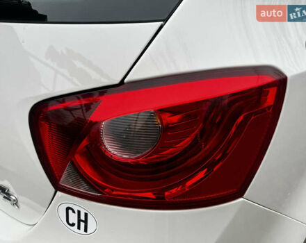 Білий Сеат Ibiza, об'ємом двигуна 1.4 л та пробігом 202 тис. км за 7800 $, фото 27 на Automoto.ua