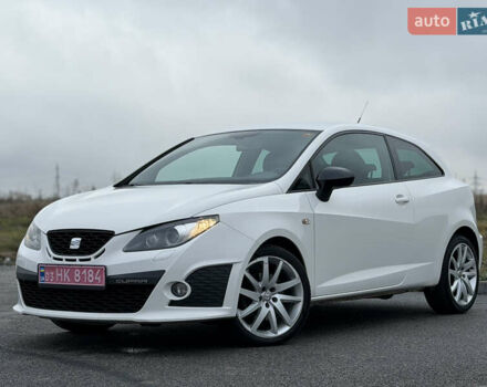 Белый Сеат Ибица, объемом двигателя 1.4 л и пробегом 198 тыс. км за 8111 $, фото 1 на Automoto.ua