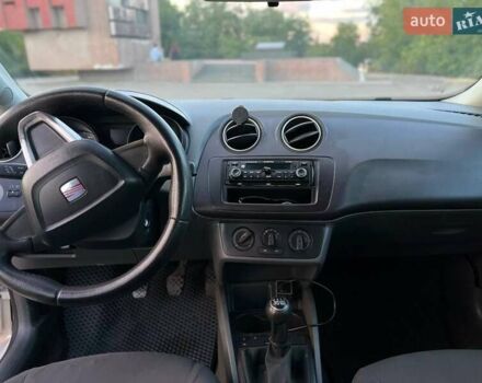 Білий Сеат Ibiza, об'ємом двигуна 1.39 л та пробігом 207 тис. км за 4500 $, фото 10 на Automoto.ua