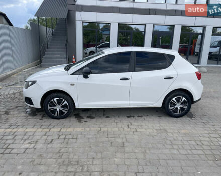 Белый Сеат Ибица, объемом двигателя 1.2 л и пробегом 384 тыс. км за 3750 $, фото 3 на Automoto.ua