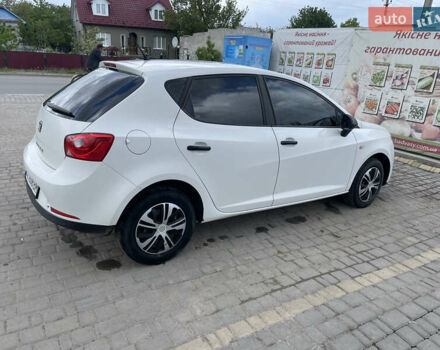 Белый Сеат Ибица, объемом двигателя 1.2 л и пробегом 384 тыс. км за 3750 $, фото 2 на Automoto.ua