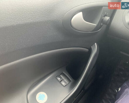 Белый Сеат Ибица, объемом двигателя 1.4 л и пробегом 183 тыс. км за 6500 $, фото 11 на Automoto.ua