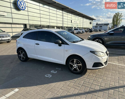 Белый Сеат Ибица, объемом двигателя 1.4 л и пробегом 177 тыс. км за 5100 $, фото 4 на Automoto.ua