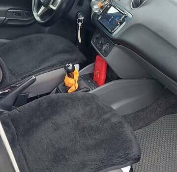 Білий Сеат Ibiza, об'ємом двигуна 1.2 л та пробігом 221 тис. км за 5900 $, фото 6 на Automoto.ua