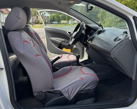 Білий Сеат Ibiza, об'ємом двигуна 1.4 л та пробігом 142 тис. км за 5000 $, фото 9 на Automoto.ua