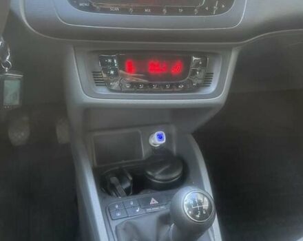 Белый Сеат Ибица, объемом двигателя 1.39 л и пробегом 150 тыс. км за 4800 $, фото 12 на Automoto.ua