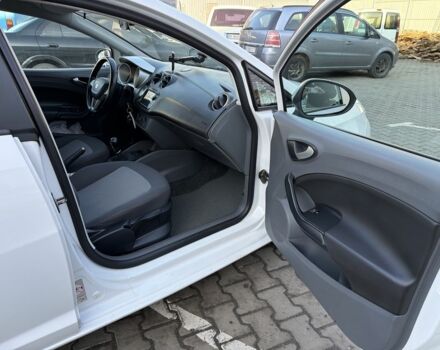 Белый Сеат Ибица, объемом двигателя 1.2 л и пробегом 220 тыс. км за 4999 $, фото 12 на Automoto.ua