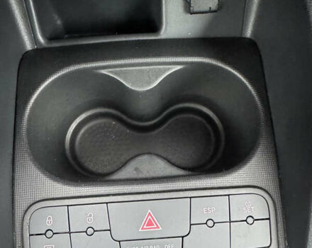 Білий Сеат Ibiza, об'ємом двигуна 1.4 л та пробігом 157 тис. км за 7300 $, фото 29 на Automoto.ua