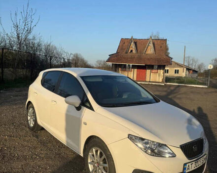 Белый Сеат Ибица, объемом двигателя 1.2 л и пробегом 190 тыс. км за 5500 $, фото 3 на Automoto.ua