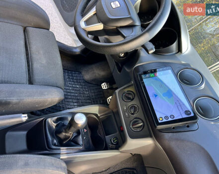 Білий Сеат Ibiza, об'ємом двигуна 1.39 л та пробігом 99 тис. км за 3900 $, фото 15 на Automoto.ua