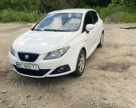 Белый Сеат Ибица, объемом двигателя 1.2 л и пробегом 270 тыс. км за 5400 $, фото 1 на Automoto.ua