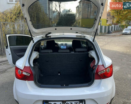 Білий Сеат Ibiza, об'ємом двигуна 1.39 л та пробігом 99 тис. км за 3900 $, фото 39 на Automoto.ua