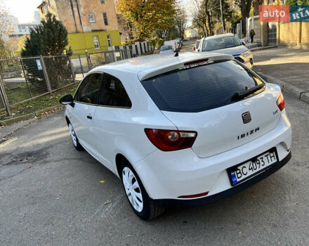 Білий Сеат Ibiza, об'ємом двигуна 1.39 л та пробігом 99 тис. км за 3900 $, фото 8 на Automoto.ua
