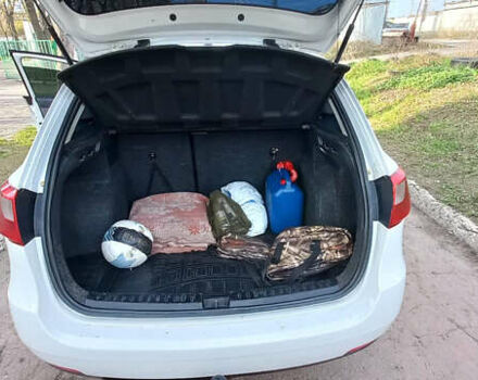 Белый Сеат Ибица, объемом двигателя 1.2 л и пробегом 165 тыс. км за 6500 $, фото 11 на Automoto.ua