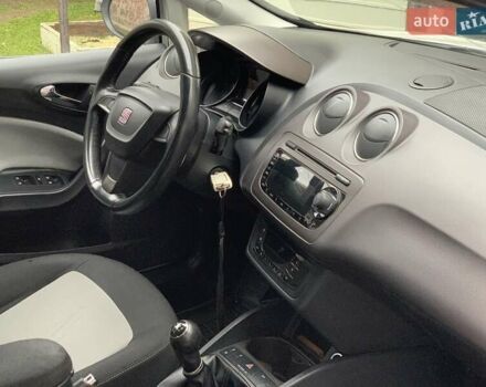 Белый Сеат Ибица, объемом двигателя 1.2 л и пробегом 265 тыс. км за 5500 $, фото 16 на Automoto.ua