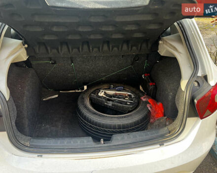 Белый Сеат Ибица, объемом двигателя 1.39 л и пробегом 180 тыс. км за 7500 $, фото 2 на Automoto.ua