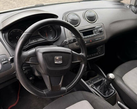 Белый Сеат Ибица, объемом двигателя 1.39 л и пробегом 210 тыс. км за 6400 $, фото 19 на Automoto.ua