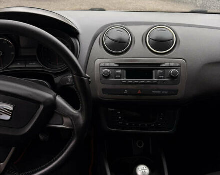 Белый Сеат Ибица, объемом двигателя 1.39 л и пробегом 210 тыс. км за 6400 $, фото 20 на Automoto.ua