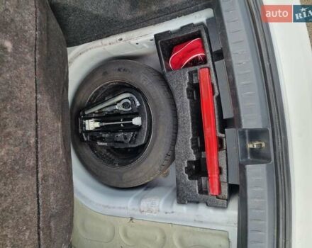 Белый Сеат Ибица, объемом двигателя 1.39 л и пробегом 127 тыс. км за 5550 $, фото 12 на Automoto.ua