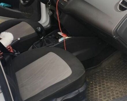 Білий Сеат Ibiza, об'ємом двигуна 1.4 л та пробігом 294 тис. км за 6373 $, фото 2 на Automoto.ua