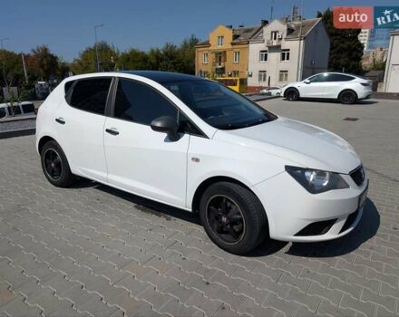 Білий Сеат Ibiza, об'ємом двигуна 1.39 л та пробігом 68 тис. км за 6100 $, фото 4 на Automoto.ua