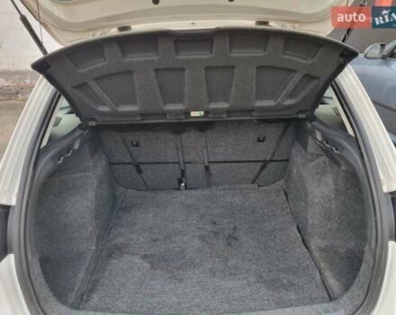 Белый Сеат Ибица, объемом двигателя 1.39 л и пробегом 127 тыс. км за 5550 $, фото 13 на Automoto.ua