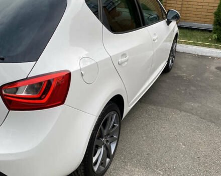 Білий Сеат Ibiza, об'ємом двигуна 1.6 л та пробігом 150 тис. км за 7500 $, фото 5 на Automoto.ua