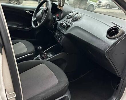 Белый Сеат Ибица, объемом двигателя 1 л и пробегом 157 тыс. км за 6499 $, фото 11 на Automoto.ua