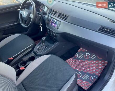 Білий Сеат Ibiza, об'ємом двигуна 1.6 л та пробігом 28 тис. км за 14999 $, фото 28 на Automoto.ua