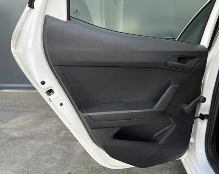 Білий Сеат Ibiza, об'ємом двигуна 1.6 л та пробігом 24 тис. км за 14900 $, фото 21 на Automoto.ua