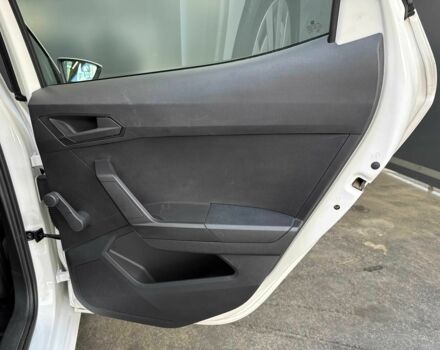 Білий Сеат Ibiza, об'ємом двигуна 1.6 л та пробігом 24 тис. км за 14900 $, фото 22 на Automoto.ua