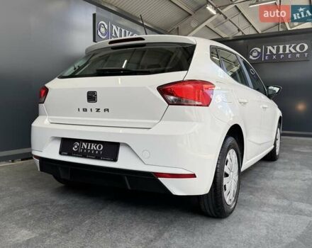 Белый Сеат Ибица, объемом двигателя 1.6 л и пробегом 116 тыс. км за 13700 $, фото 16 на Automoto.ua