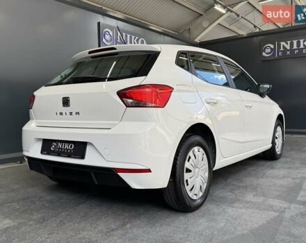 Белый Сеат Ибица, объемом двигателя 1.6 л и пробегом 116 тыс. км за 13700 $, фото 18 на Automoto.ua