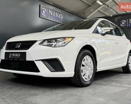 Белый Сеат Ибица, объемом двигателя 1.6 л и пробегом 116 тыс. км за 13700 $, фото 4 на Automoto.ua