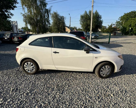 Белый Сеат Ибица, объемом двигателя 1.2 л и пробегом 208 тыс. км за 5100 $, фото 4 на Automoto.ua