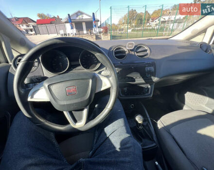 Сеат Ibiza 2011 у Яворове на Automoto.ua Білий Сеат Ibiza, об'ємом двигуна 1.2 л та пробігом 280 тис. км за 4500 $, фото 12 на Automoto.ua