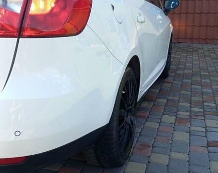 Сеат Ибица 2011 в Калуше на Automoto.ua Белый Сеат Ибица, объемом двигателя 1.2 л и пробегом 233 тыс. км за 5900 $, фото 16 на Automoto.ua