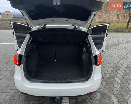 Белый Сеат Ибица, объемом двигателя 1.6 л и пробегом 187 тыс. км за 6300 $, фото 10 на Automoto.ua