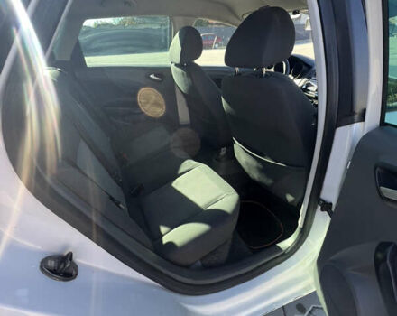 Сеат Ibiza 2011 у Яворове на Automoto.ua Білий Сеат Ibiza, об'ємом двигуна 1.2 л та пробігом 280 тис. км за 4500 $, фото 14 на Automoto.ua
