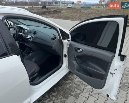 Белый Сеат Ибица, объемом двигателя 1.6 л и пробегом 187 тыс. км за 6300 $, фото 9 на Automoto.ua
