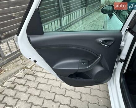 Белый Сеат Ибица, объемом двигателя 1.39 л и пробегом 159 тыс. км за 8700 $, фото 21 на Automoto.ua