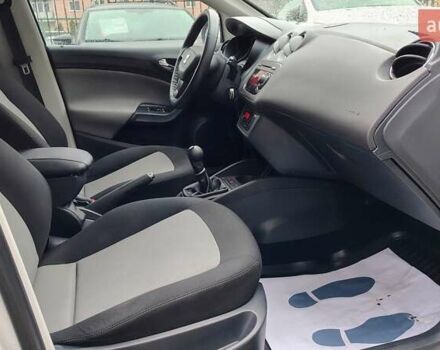 Белый Сеат Ибица, объемом двигателя 1.2 л и пробегом 248 тыс. км за 4499 $, фото 14 на Automoto.ua