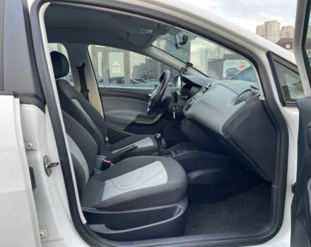 Білий Сеат Ibiza, об'ємом двигуна 1.2 л та пробігом 278 тис. км за 6990 $, фото 10 на Automoto.ua