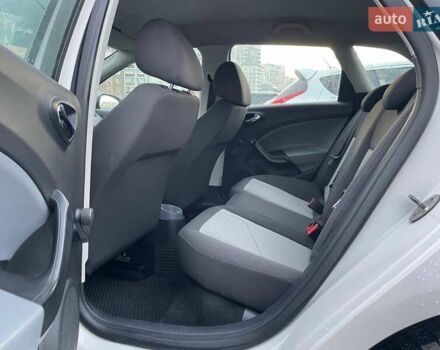 Білий Сеат Ibiza, об'ємом двигуна 1.2 л та пробігом 278 тис. км за 6990 $, фото 9 на Automoto.ua