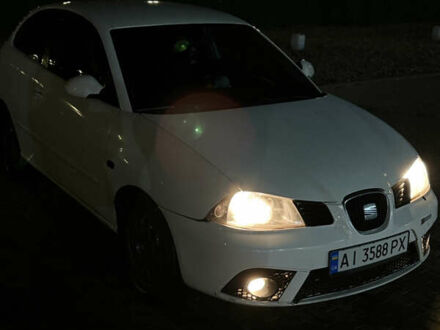 Белый Сеат Ибица, объемом двигателя 1.98 л и пробегом 231 тыс. км за 4300 $, фото 1 на Automoto.ua