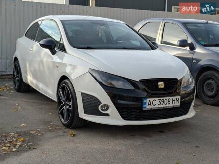 Белый Сеат Ибица, объемом двигателя 1.39 л и пробегом 250 тыс. км за 7200 $, фото 1 на Automoto.ua