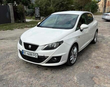 Белый Сеат Ибица, объемом двигателя 1.39 л и пробегом 179 тыс. км за 8000 $, фото 1 на Automoto.ua