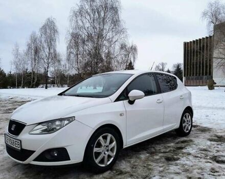 Белый Сеат Ибица, объемом двигателя 1.6 л и пробегом 300 тыс. км за 5500 $, фото 1 на Automoto.ua